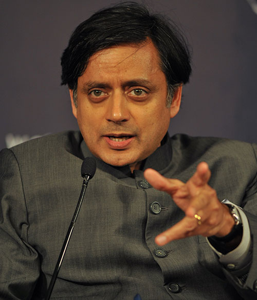 Mr. Shashi Tharoor Chairman, Afras Ventures. Topic : 'Youth Politics'